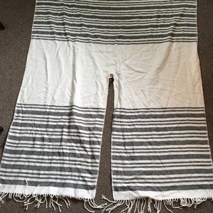 White and black shawl